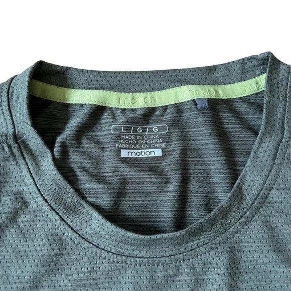 New Men's Motion Short Sleeve Tshirt - Picture 3 of 6